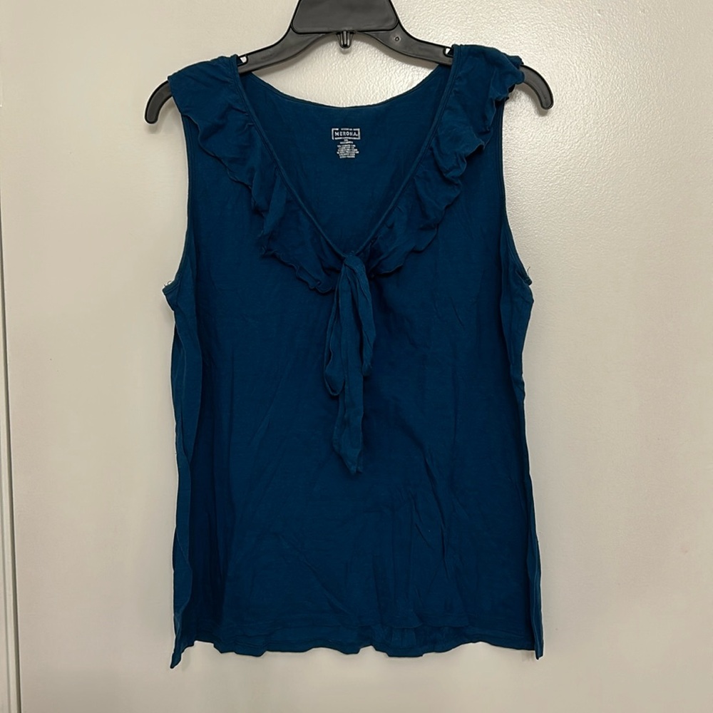Women’s Ruffle Sleeveless Blouse